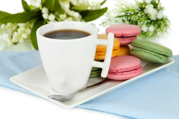 Café y macarrones de cerca — Foto de Stock