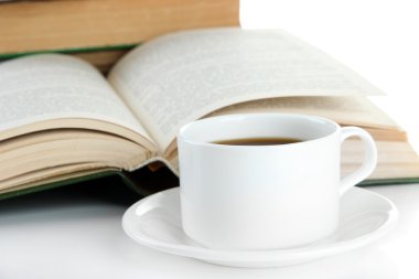 fincan kahve ve kitap yakın çekim