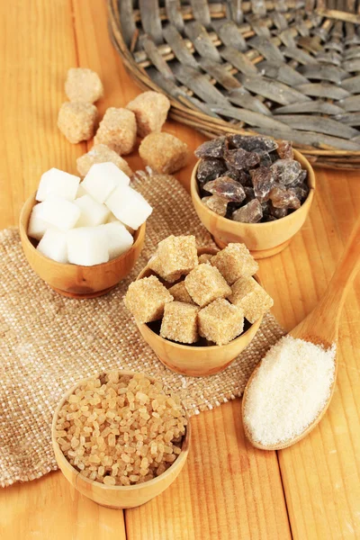 Different types of sugar on table close-up — Stockfoto