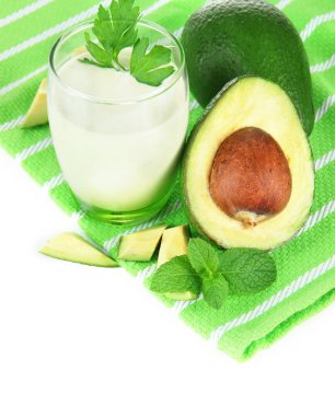 taze avokado güler yüzlü beyaz izole