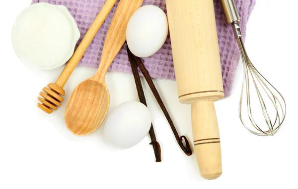 Főzés koncepció. Sütési alapanyagok és konyhai eszközöket elszigetelt fehér — Stock Fotó