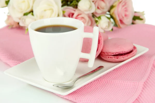 Coffee and macaroons close-up — Stock Photo, Image