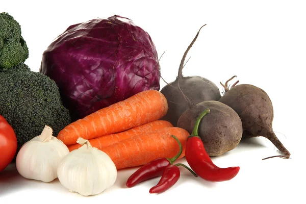 Composition des différents légumes isolés sur blanc — Photo