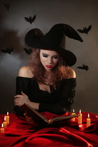 Bruja de Halloween — Foto de Stock