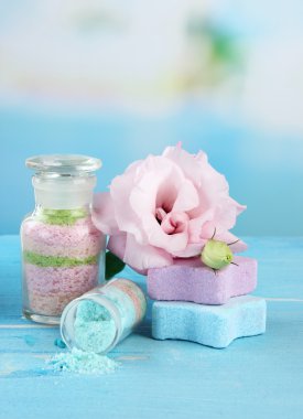 cam şişelerde aromalı tuzları