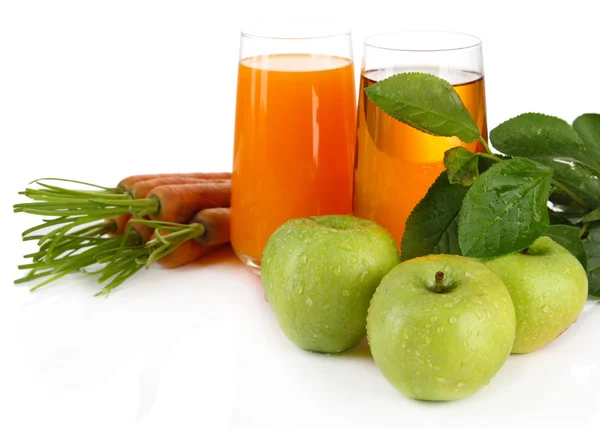 Glasses of juice, apples and carrots, isolated on white — Stock Photo, Image