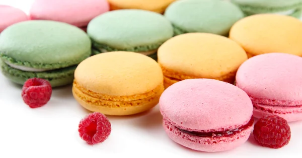 Finom macaroons elszigetelt fehér — Stock Fotó