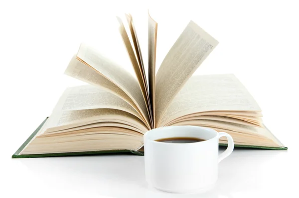 Taza de café y libro aislado en blanco — Foto de Stock