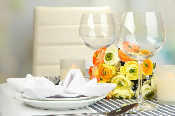 Table arrangement in restaurant — Stock Photo, Image