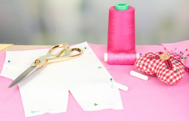 dikiş araçlarını moda tasarımı