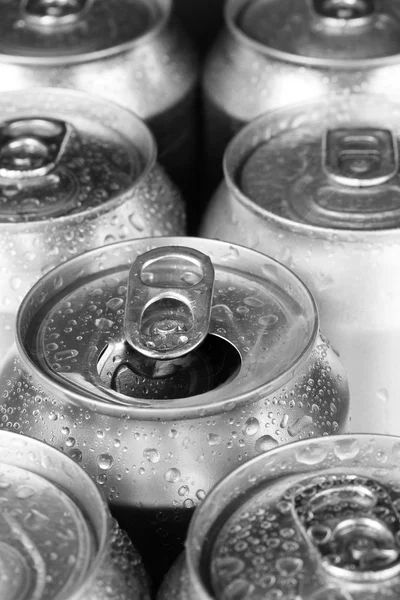 Top of open wet beer can close up — Stock Photo, Image