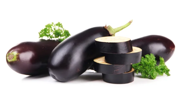 Verse aubergines geïsoleerd op wit — Stockfoto