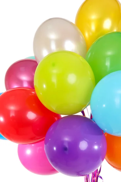 Viele helle Luftballons isoliert auf weiß — Stockfoto