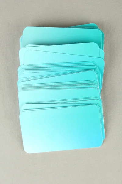 色の背景上のビジネス カード — ストック写真