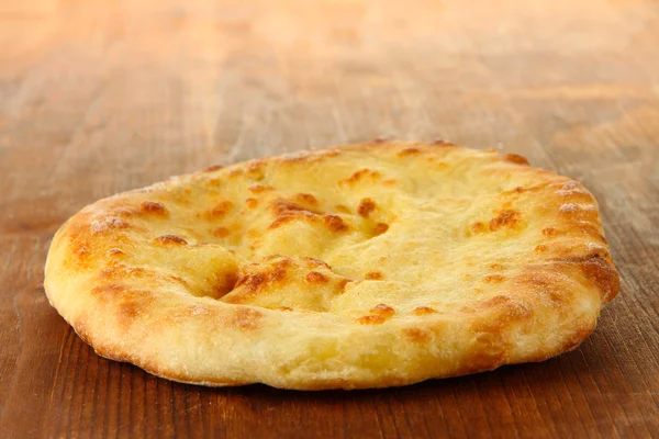 Pane pita su sfondo di legno — Foto Stock