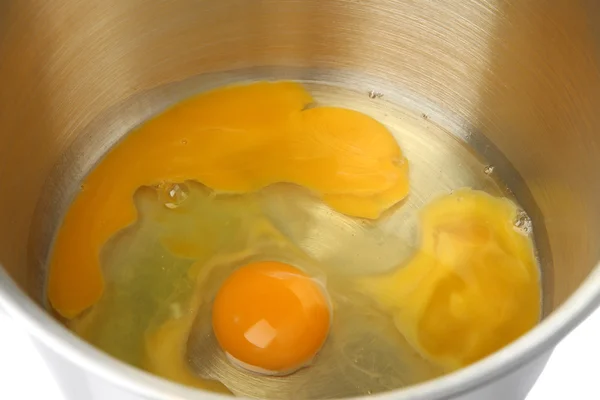 Cooking, whipping eggs with electric whisk in bowl, close up — Stock Photo, Image