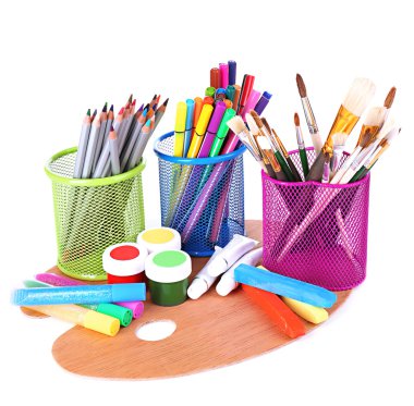 çeşitli yaratıcı araçlar üzerinde beyaz izole bileşimi