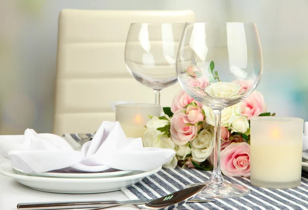 Table arrangement in restaurant — Stock Photo, Image