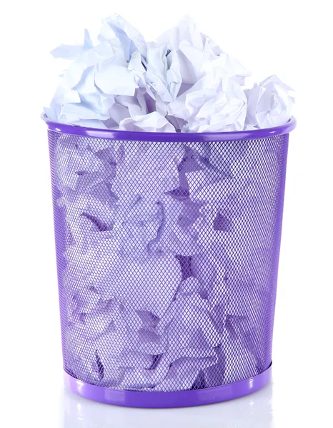 Recycle bin filled with crumpled papers, isolated on white — Stock Photo, Image