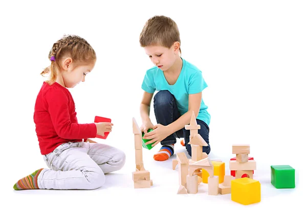 Niños pequeños aislados en blanco — Foto de Stock