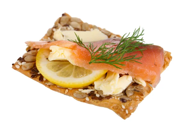 Zalm sandwich geïsoleerd op wit — Stockfoto