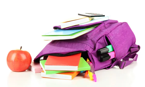 Mochila púrpura con material escolar aislado en blanco — Foto de Stock