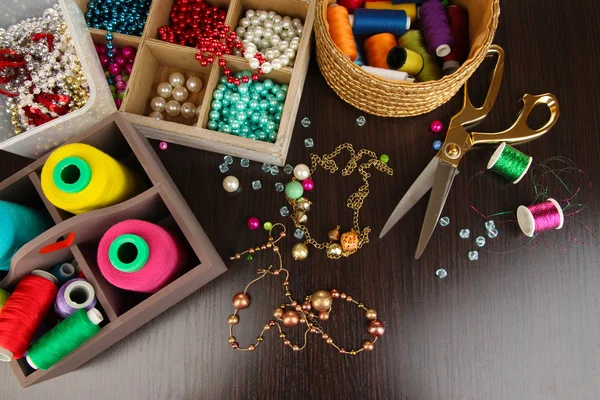 Workplace of jewellery maker close-up — Stock Photo, Image