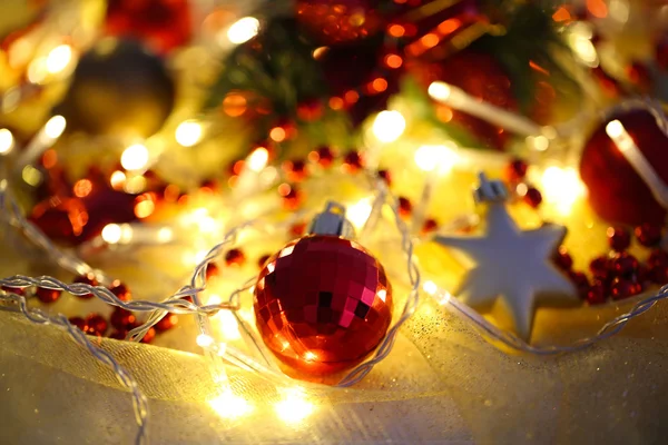 Christmas ornaments and garland close-up — Stock Photo, Image