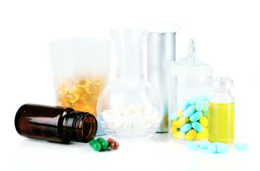Tıp Şişeler ve üzerinde beyaz izole hapları