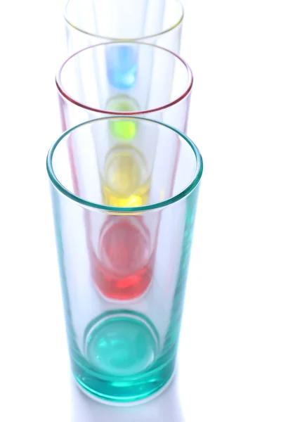 Vasos vacíos, aislados en blanco — Foto de Stock