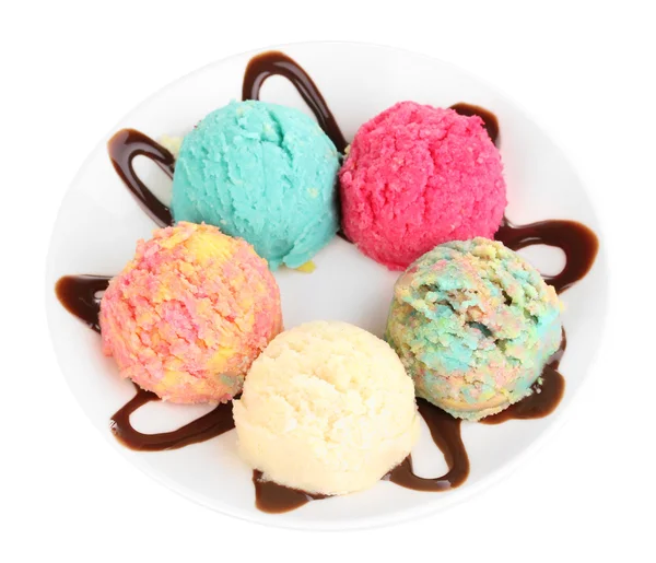 Delicioso sorvete isolado no branco — Fotografia de Stock