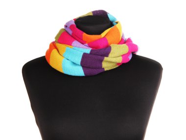 manken üzerinde beyaz izole şal