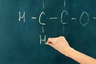 kimyasal yapısı formülü