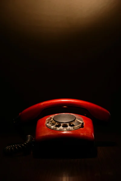 Rode retro telefoon — Stockfoto