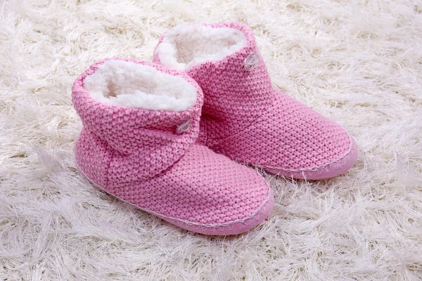 Teplé zimní boty domů — Stock fotografie