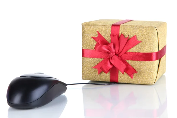 Gift and computer mouse isolated on white — Stock Photo, Image