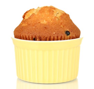 Cupcakes için pişirme üzerinde beyaz izole kase