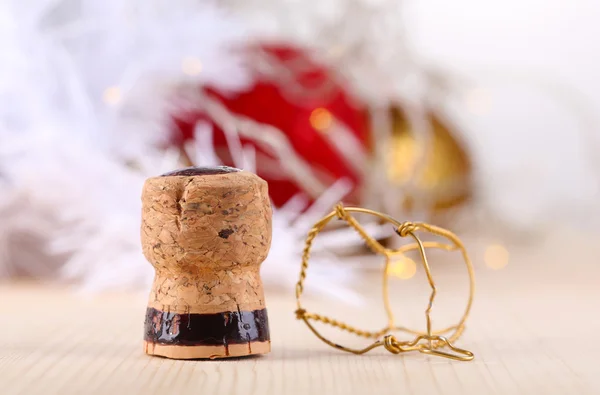 香槟的软木塞上圣诞灯背景 — 图库照片