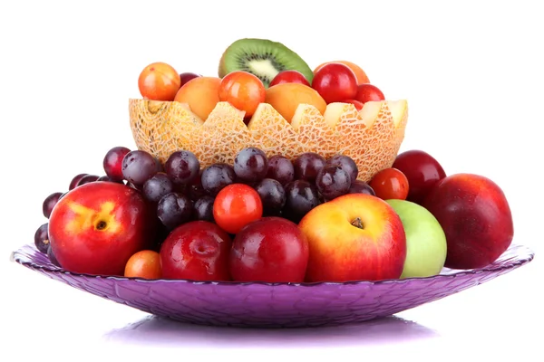 Surtido de frutas jugosas aisladas en blanco — Foto de Stock