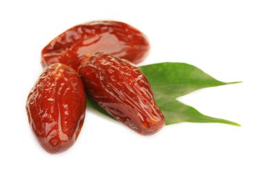 kurutulmuş tarihleri üzerinde beyaz izole