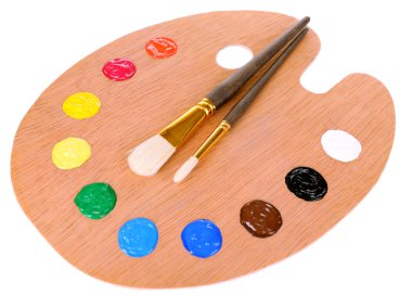 ahşap sanat palet boya ve fırça üzerinde beyaz izole