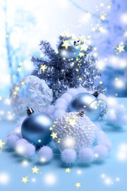 açık renkli üzerinde Noel süsleri