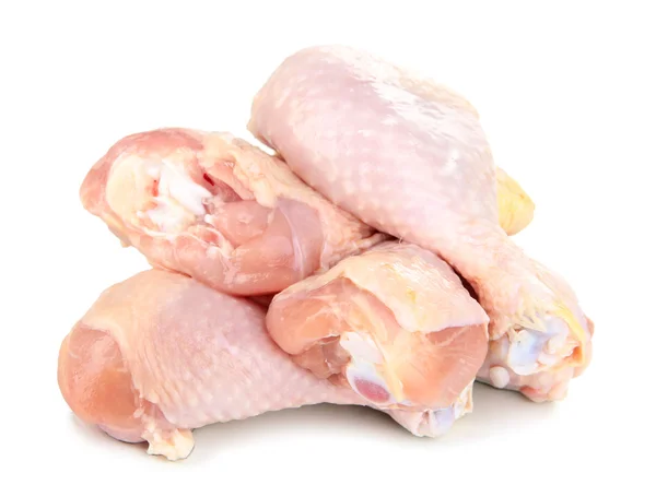 Patas de pollo crudas aisladas en blanco — Foto de Stock