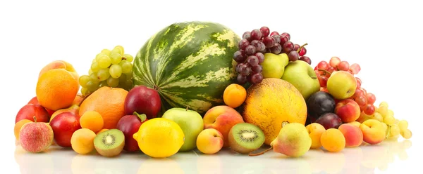 Surtido de frutas exóticas aisladas en blanco —  Fotos de Stock