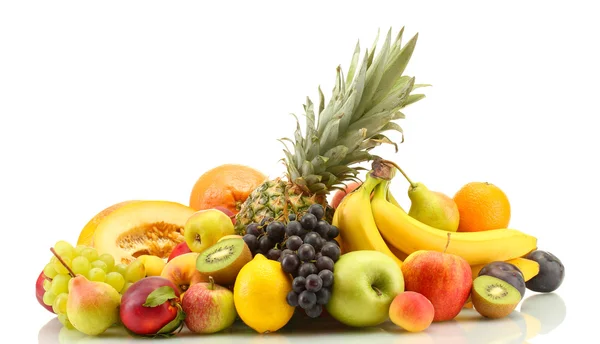 Surtido de frutas exóticas aisladas en blanco — Foto de Stock