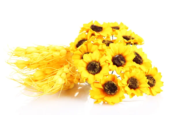 Bouquet di bellissimi fiori artificiali, isolati su bianco — Foto Stock