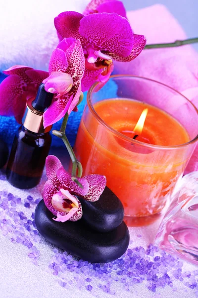 Beautiful spa setting with orchid close-up — Stock Photo, Image