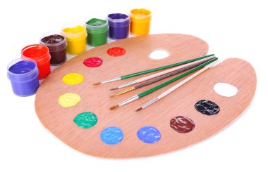 ahşap sanat palet boya ve fırça üzerinde beyaz izole