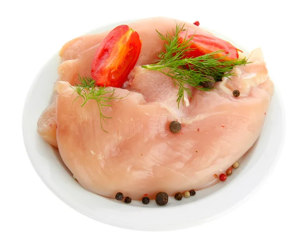 Syrové kuřecí maso s kořením na desce, izolované na bílém — Stock fotografie