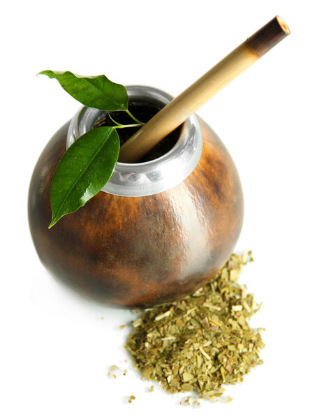 Калабаш и бомбилла с мате йерба изолированы на белом
